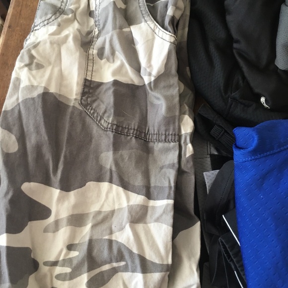 Boys size large shorts-10 pairs - Picture 7 of 9